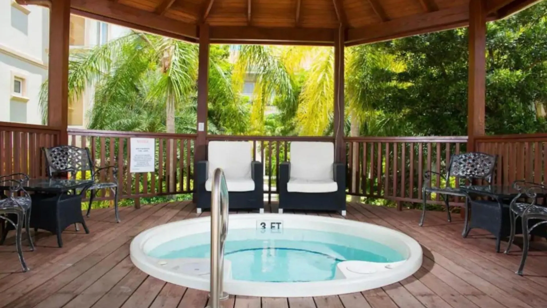 Aparthotel Vacation Apartments Caicos Islands, Turks And Caicos Turtle Cove